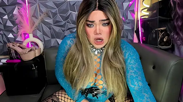 AlwaysHornyMia online show from 19, 3, 2026