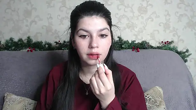 KisaModel online show from 2, 2, 2026