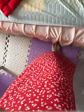 qwe522522 online show from 18, 4, 2026