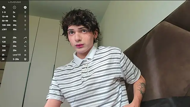 Snapshot of colestorm_ chatting on 10, 7, 2026 colestorm online show from 10, 7, 2026