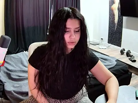 Nicole Pars online show from 24, 2, 2026