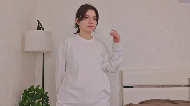 Snapshot of NyraVesperis chatting on 2, 4, 2026 NyraVesperis online show from 2, 4, 2026