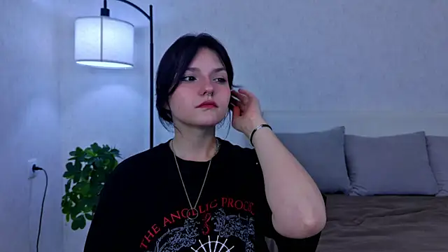 Snapshot of NyraVesperis chatting on 17, 5, 2026 NyraVesperis online show from 17, 5, 2026