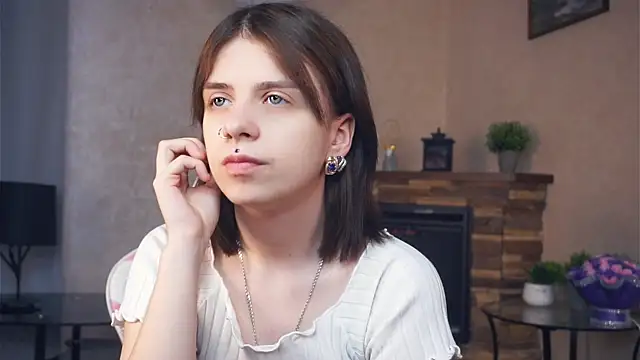 Snapshot of IleanaPishko chatting on 10, 1, 2026 IleanaPishko online show from 10, 1, 2026