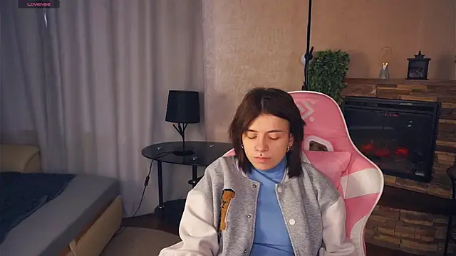 Snapshot of IleanaPishko chatting on 14, 1, 2026 IleanaPishko online show from 14, 1, 2026