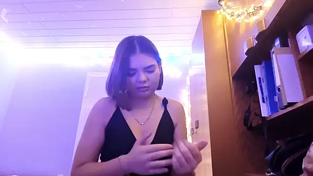 Mona Slearys online show from 5, 1, 2026