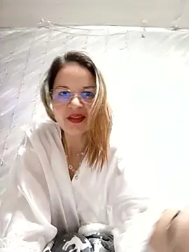 NikkyNatural online show from 16, 12, 2025