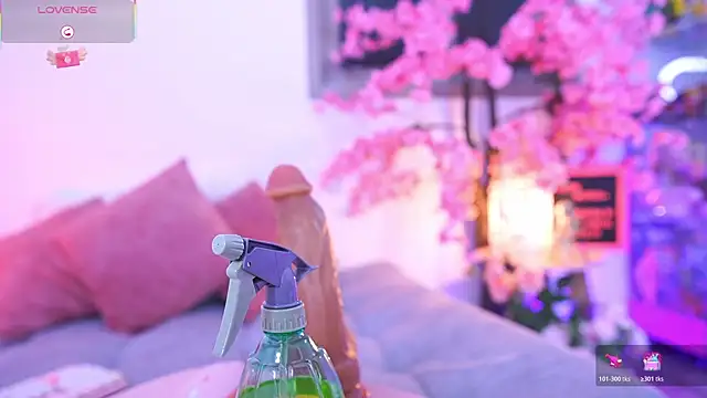 Hayami Lee online show from 13, 4, 2026