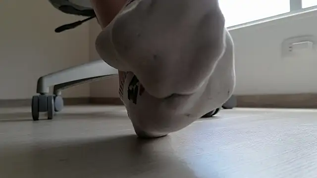 Feetbeth online show from 22, 4, 2026