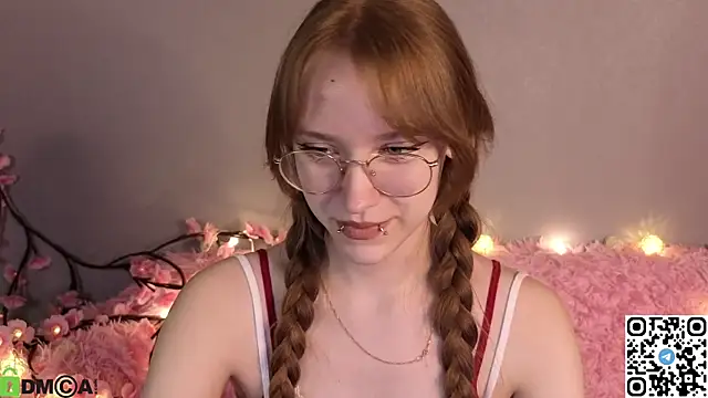 Snapshot of EmmaPratt chatting on 12, 1, 2026 EmmaPratt online show from 12, 1, 2026