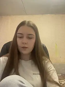 Yaseniya  online show from 6, 1, 2026