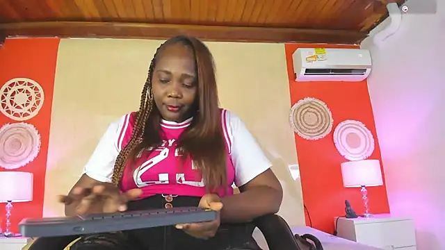 Snapshot of NikollSalas chatting on 23, 6, 2026 NikollSalas online show from 23, 6, 2026