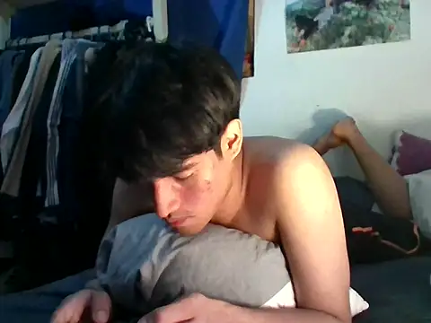 isalexhot online show from 4, 3, 2026