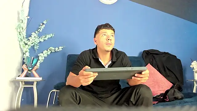 MagnusKnight  online show from 16, 2, 2026