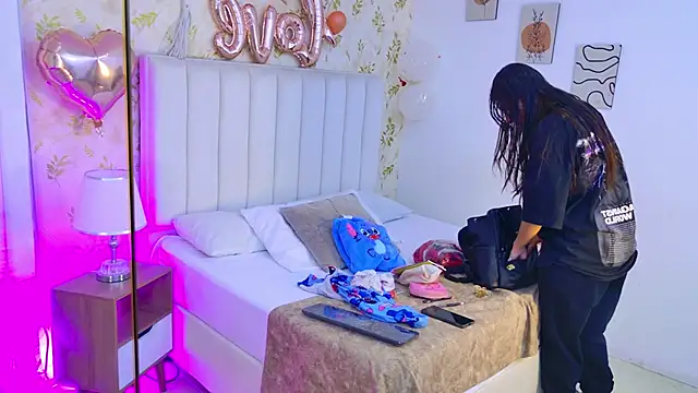 Celeste Clarke online show from 16, 2, 2026