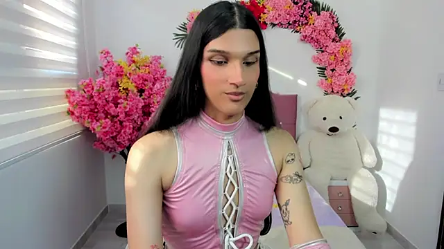 Bianca baldwin  online show from 19, 12, 2025