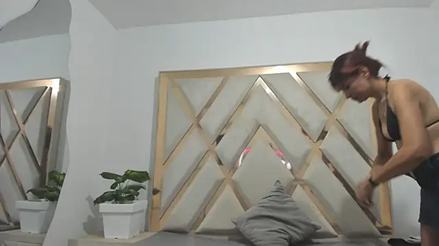 Selenaasm online show from 16, 3, 2026