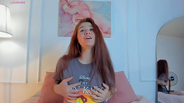 Amelia Saenz  online show from 25, 3, 2026