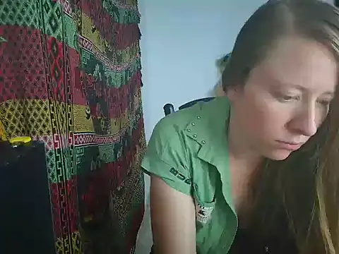 arianna blonde online show from 4, 3, 2026