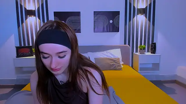 Snapshot of Evis_Dailyy chatting on 28, 2, 2026 Evis Dailyy online show from 28, 2, 2026