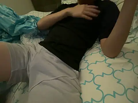 Snapshot of YourBoYyyyyyyy chatting on 4, 2, 2026 YourBoYyyyyyyy online show from 4, 2, 2026