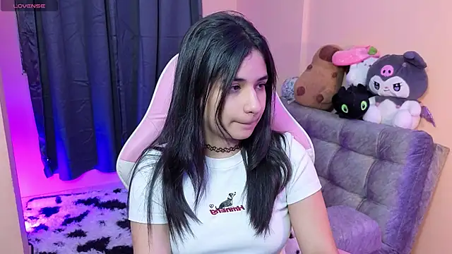 bonnieTaylor1 online show from 18, 4, 2026