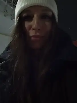 Snapshot of Darina1991 chatting on 5, 1, 2026 Darina1991 online show from 5, 1, 2026