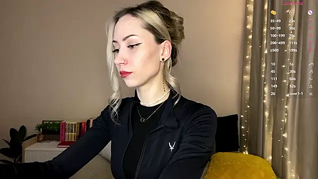 sun under skyy online show from 17, 3, 2026