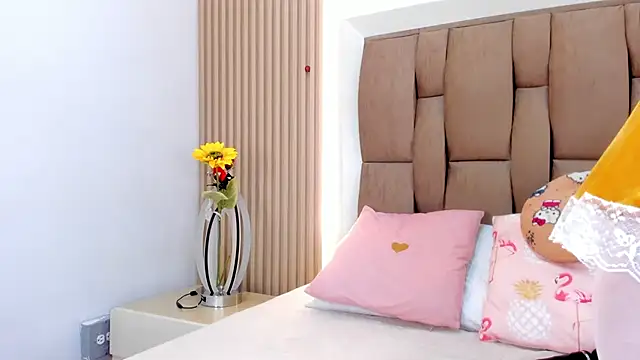 emily rivas  online show from 27, 3, 2026