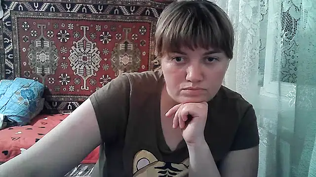 Snapshot of swett_girll chatting on 17, 5, 2026 swett girll online show from 17, 5, 2026