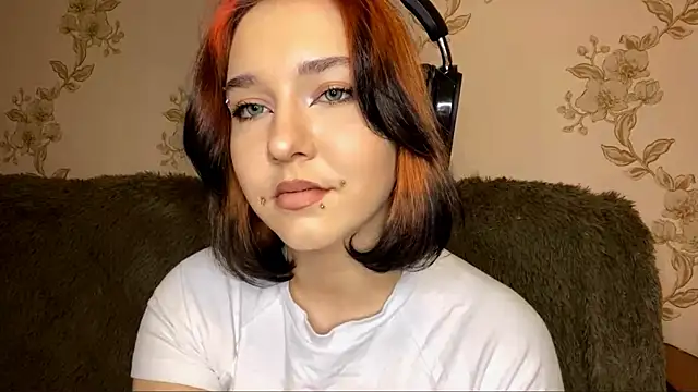 EmilyVeiro online show from 10, 2, 2026