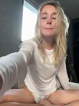 Snapshot of sssativa_more chatting on 7, 1, 2026 sssativa more online show from 7, 1, 2026