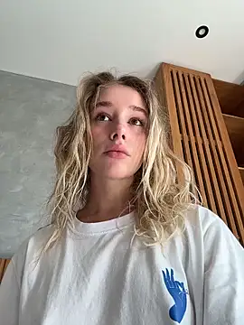 Snapshot of sssativa_more chatting on 17, 1, 2026 sssativa more online show from 17, 1, 2026