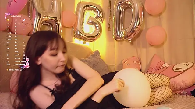 SoraYumeXXX online show from 10, 1, 2026