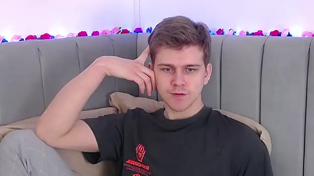 NickJohnas online show from 15, 2, 2026