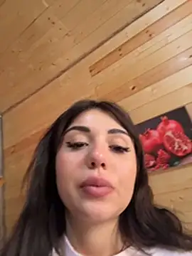 SilkyMira online show from 18, 4, 2026