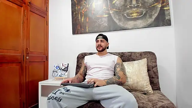 KyleNorth  online show from 21, 7, 2026