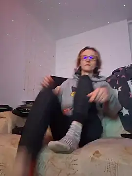 KoruYang online show from 21, 12, 2025