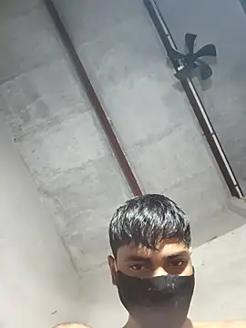 realcouple71 online show from 19, 12, 2025