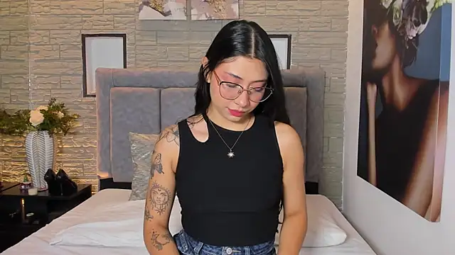 LanaRouse online show from 6, 1, 2026