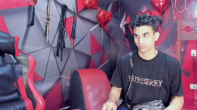 Hot Boys 69 online show from 25, 2, 2026