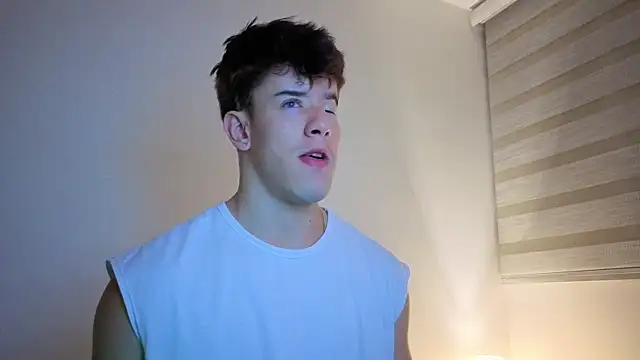 maxxcooper1 online show from 23, 12, 2025