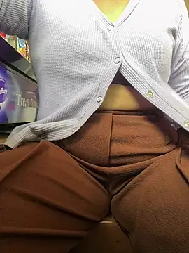 Snapshot of cute_mahi001 chatting on 2, 7, 2026 cute mahi001 online show from 2, 7, 2026