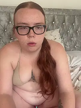 Snapshot of AnnieAinsx chatting on 4, 7, 2026 AnnieAinsx online show from 4, 7, 2026