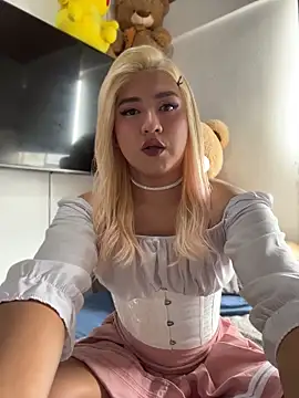 TaylorSweetI online show from 25, 5, 2026