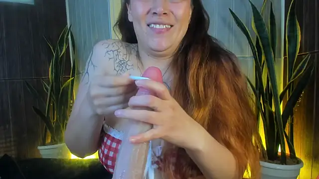 Adelaindiamond  online show from 1, 4, 2026