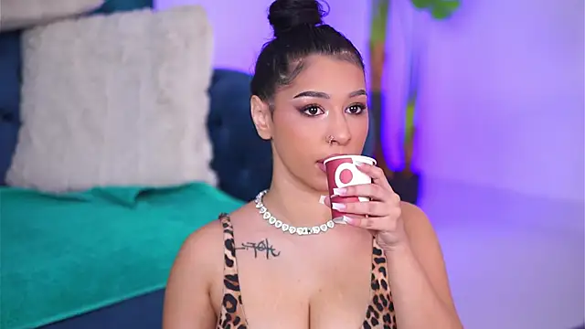 IvyPlush online show from 13, 1, 2026