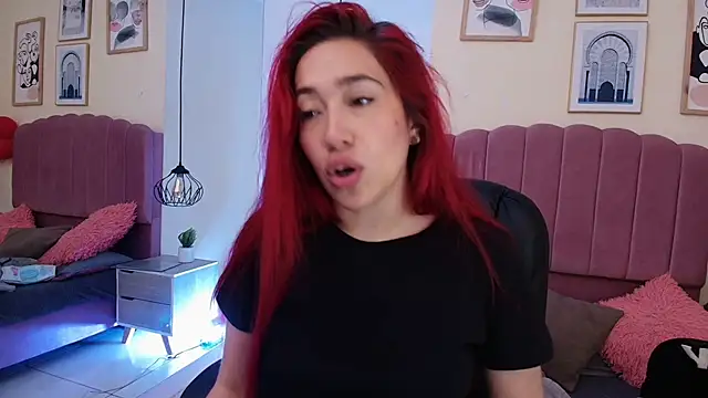 Celestee15  online show from 8, 4, 2026