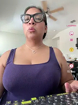 BettyWhispers online show from 26, 5, 2026