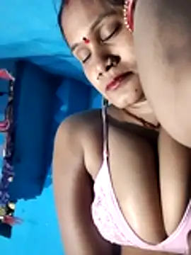 Akanksha soni online show from 11, 4, 2026